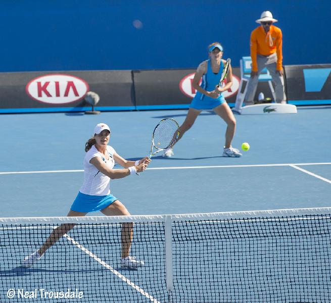 Begu / Niculescu parasesc Australian Open